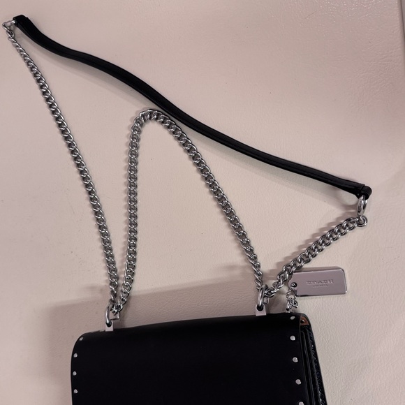 COACH-Klare Crossbody bag in Signature Canvas with Rivets-NWOT - Picture 5 of 6